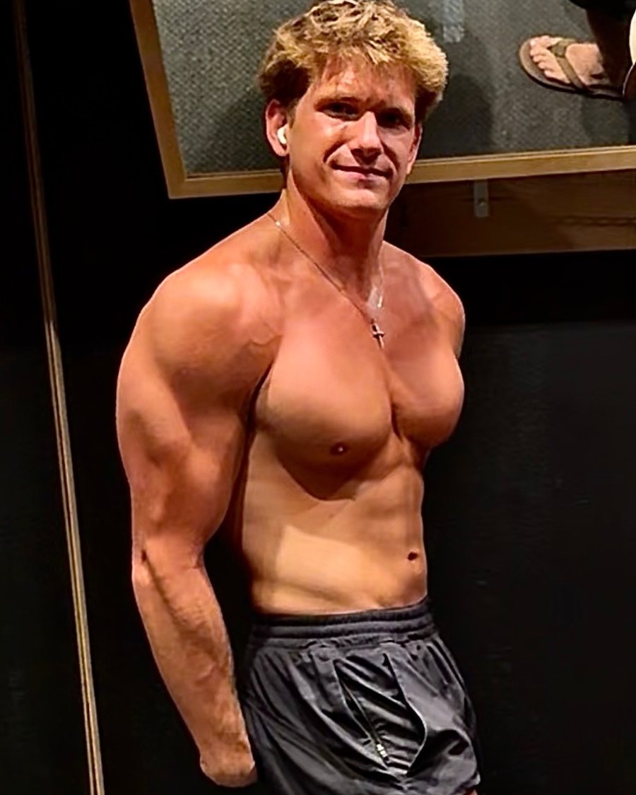 Eli Brandow in the gym